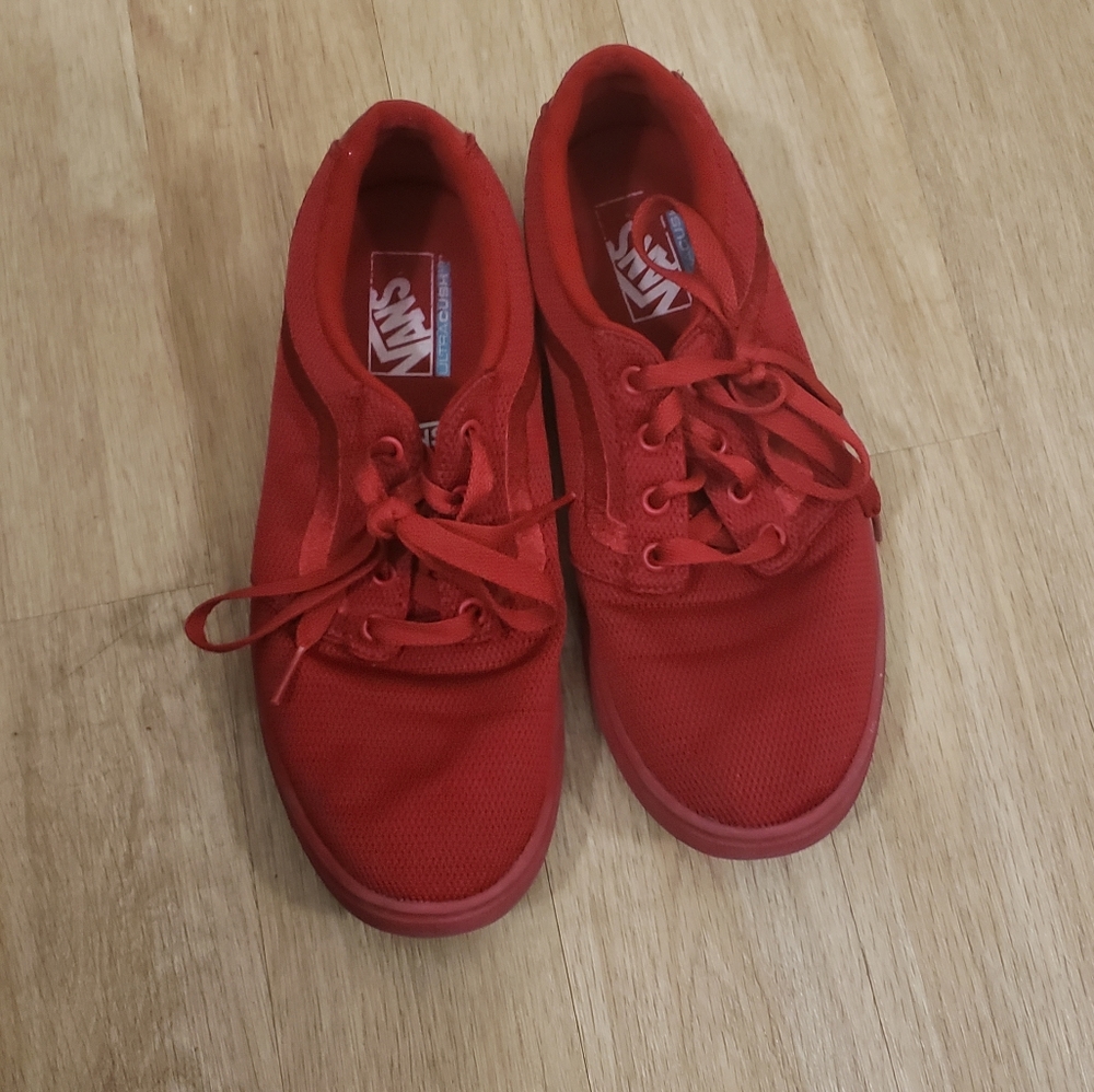 Mesh vans
